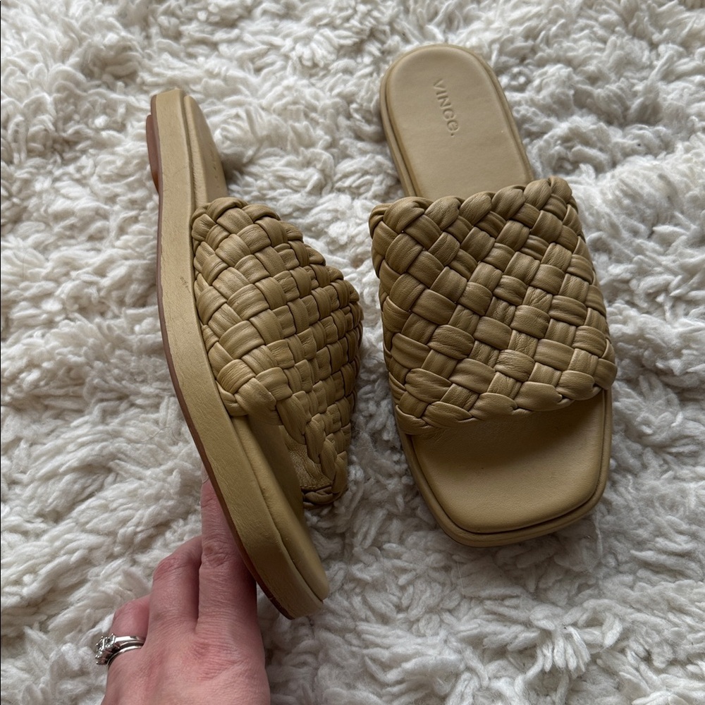 Vince‎ Rumi Leather Sandal